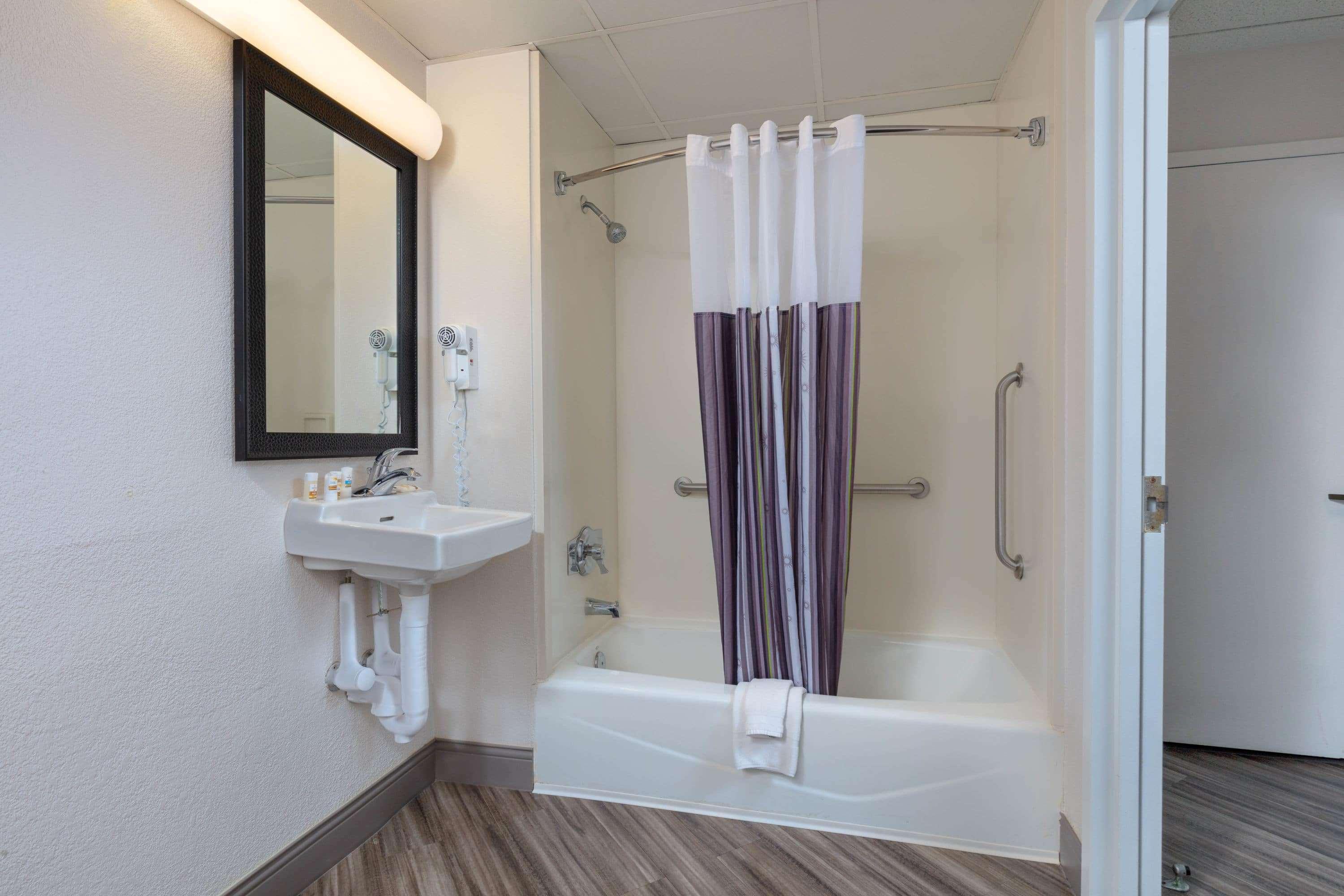 La Quinta By Wyndham Clifton/Rutherford Zewnętrze zdjęcie